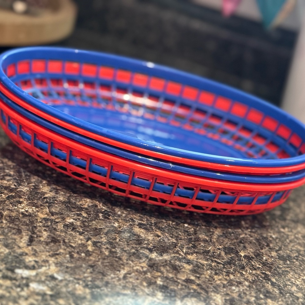 Red and Blue Plastic Serving Baskets (4)